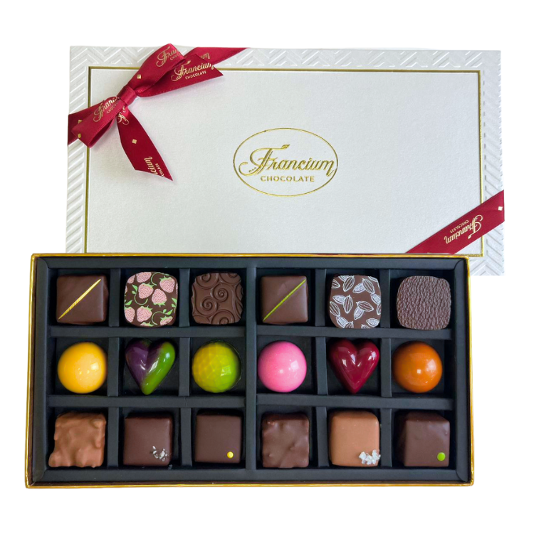 Signature Collection - 18 Pieces