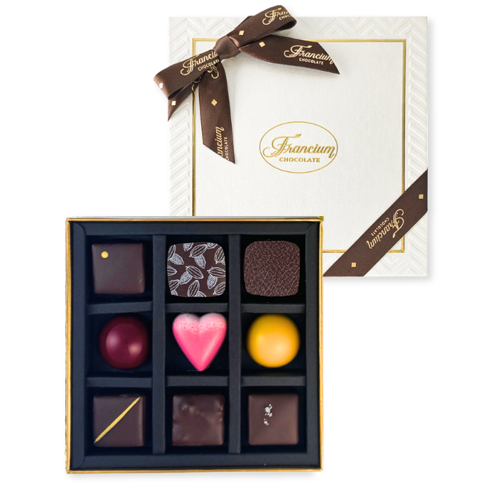 Signature Collection - 9 Pieces